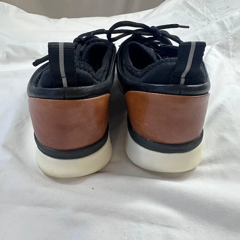 Johnston and Murphy sheepskin leather do with sneakers shoe men's size 9